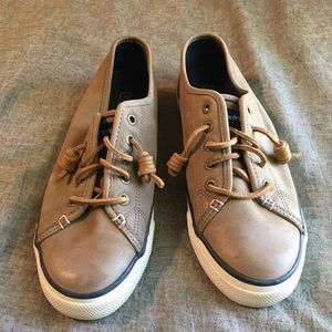 Women’s Sperry shoes